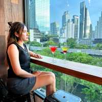 ร้านนั่งชิว Heights.BKK ชมวิวตึกมหานครและรถไฟฟ้า