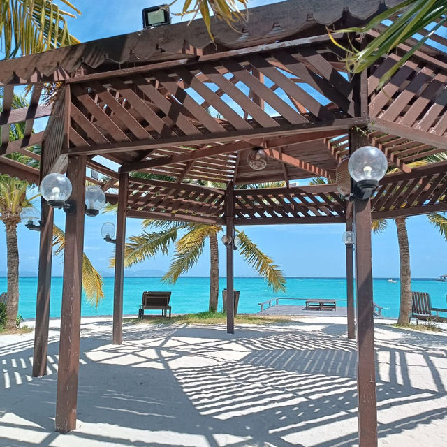 Paradise Found: Sipadan Kapalai Dive Resort Delivers!