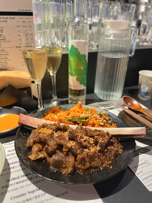 首爾林蔭大道氛圍感餐酒館-Refine