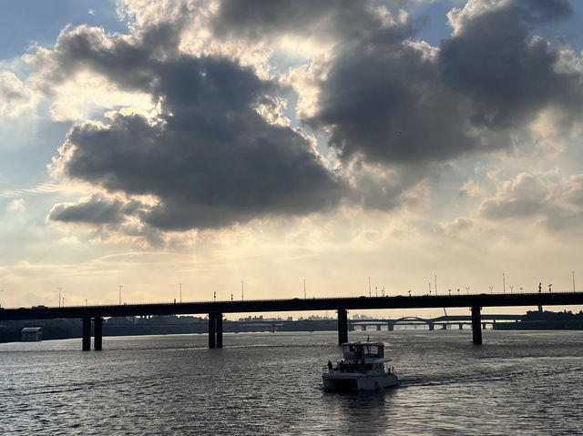 한강유람선 일몰 🌇⛴️🛥️크루즈로 서울여행해보세요^^