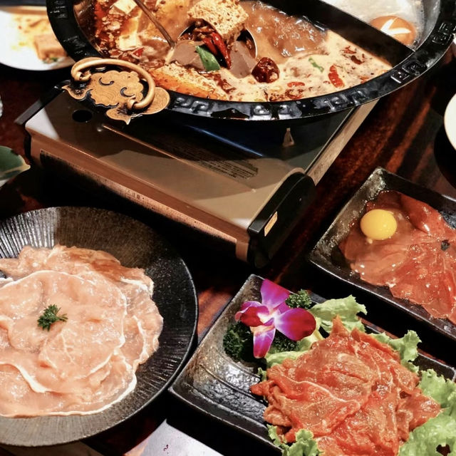 台北還原重慶麻辣川味「碼頭老火鍋」