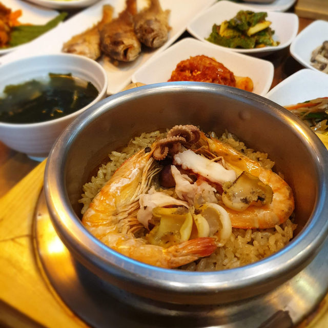 【韓国/釜山】韓国で食べる釜めし！釜山に来たらやっぱり海鮮でしょ 