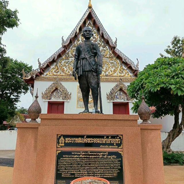 Wat Chomkiri Nakprot( Lantom )