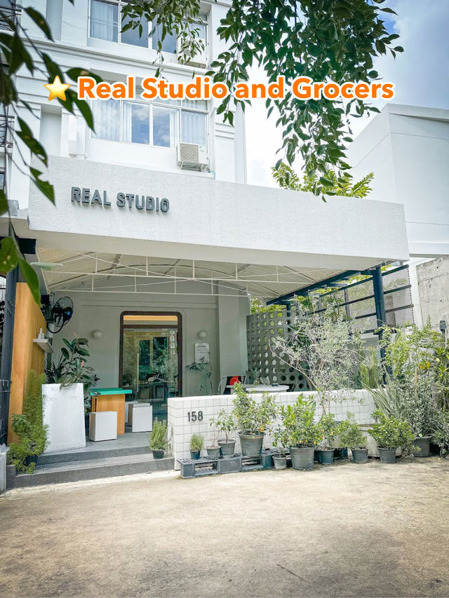 ⭐️ Real Studio and Grocers 
