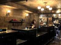 Filchs Emporium ร้านขายของโซนแฮร์รี่ พอตเตอร์