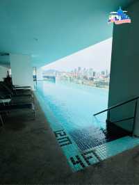 🇲🇾 Awesome swim at St Giles Wembley Penang Pool