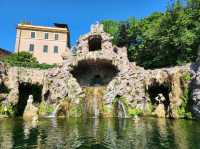 Of ancient city and ceiling frescoes