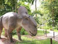 เที่ยวดูไดโนเสาร์ที่ Pattaya 