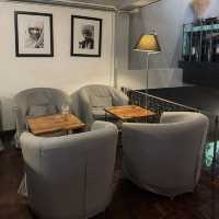 ร้านกาแฟใจกลางเมืองตรังดีไซน์เก๋ GRAY 18 CAFE’