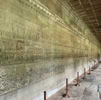 See Angkor Wat and Die