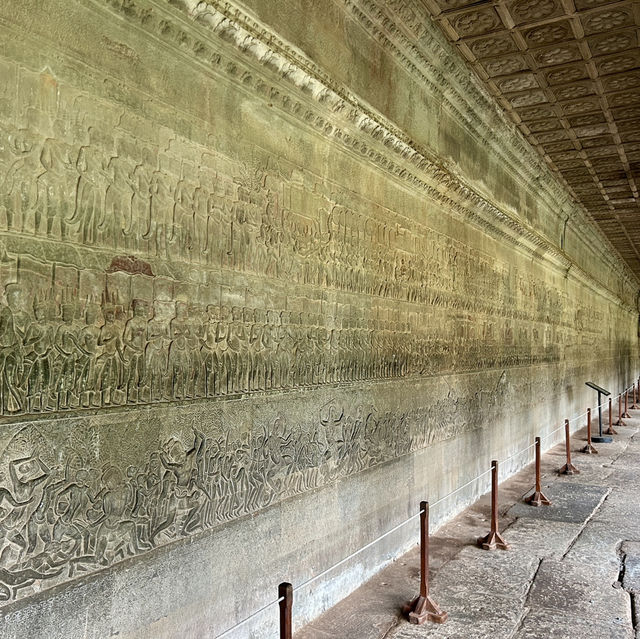 See Angkor Wat and Die