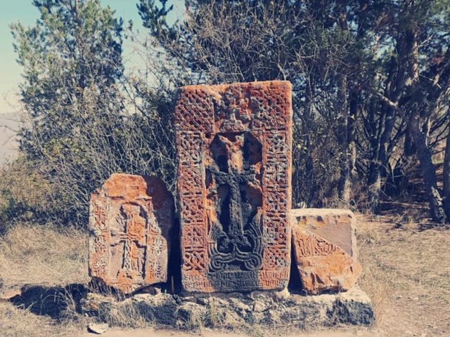 【亞美尼亞】塞凡湖修道院：千年古跡，世界文化遺產，必玩景點，打卡拍照📸好地方