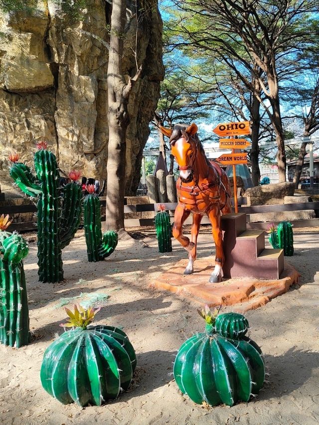 เที่ยวสวนสนุกดรีมเวิลด์