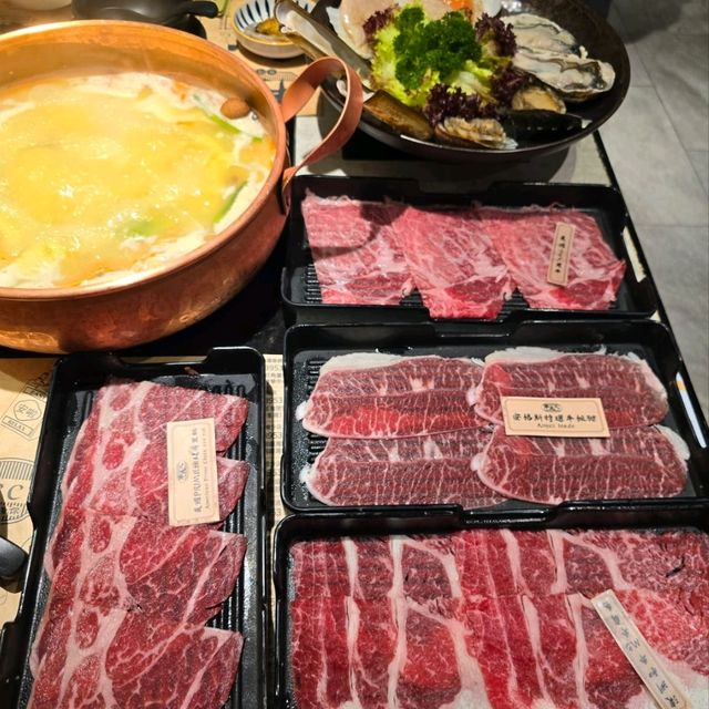 牛大人📍旺角荷里活商業中心