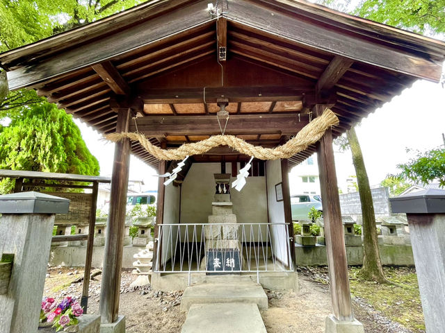 【長野県】珍しい三輪鳥居がある神社