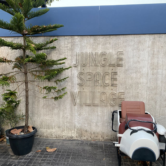 Jungle space village - คาเฟ่เขียวขจี จ.นครพนม
