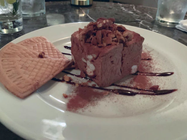 冬に行きたい🫣🤍暖炉のあるレストラン🍽