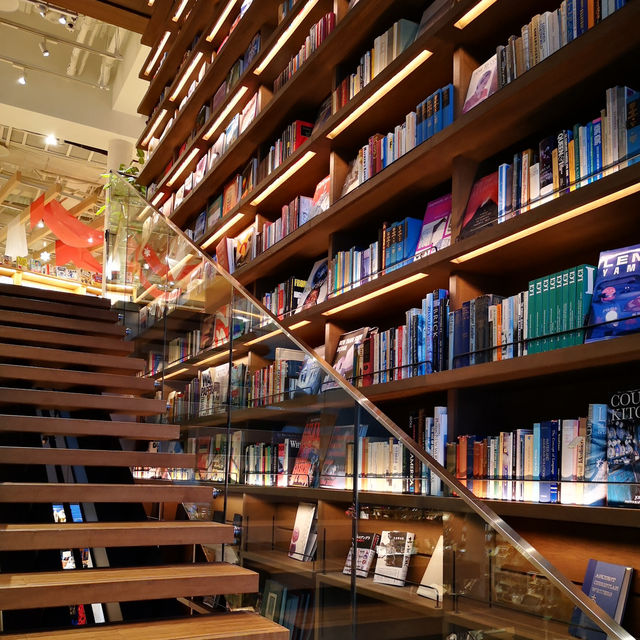 Literary Haven: Cozy Moments at Tsutaya Books Hirakata!