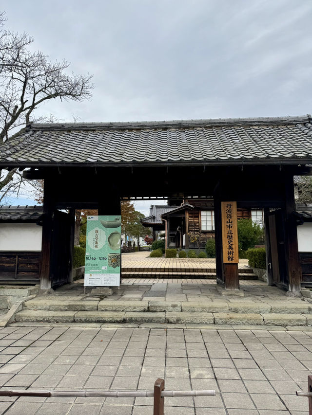 明治時代の裁判所だった歴史美術館。