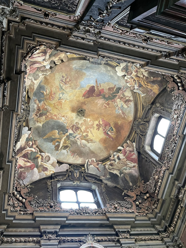 이탈리아/밀라노🇮🇹 세상에서 제일 신기한 예배당이 있는 산 베르나르도 성당