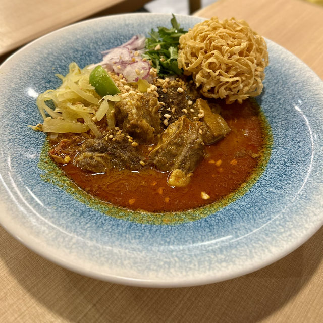 罕見泰北菜．泰北金麵 Khao Soi