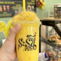 คาเฟ่ผลไม้ปั่นระรื่นชื่นใจ ติดใจรับรอง