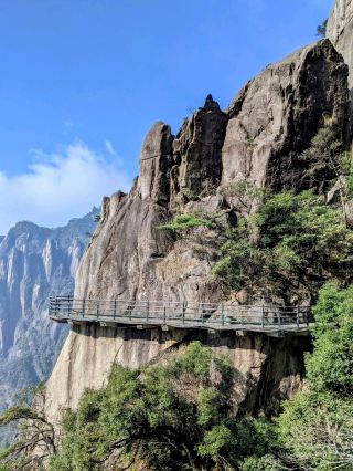 探索江南第一仙峰，雲霧繚繞的三清山