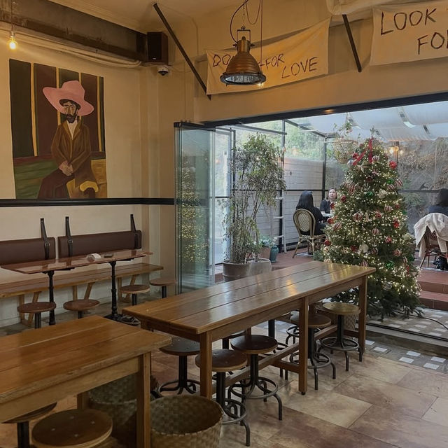 韓国🇰🇷 ヨンサンエリアにある大人気のベーカリーカフェ🥐
