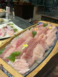 【熱海🇯🇵】海鮮食べ放題！ウェルカムドリンク有！3種類のお風呂を楽しめる最高ホテル🏨
