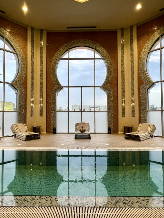 Luxury hotel with stunning pool✨✨