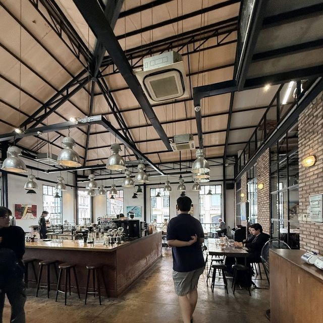 Decent cafe