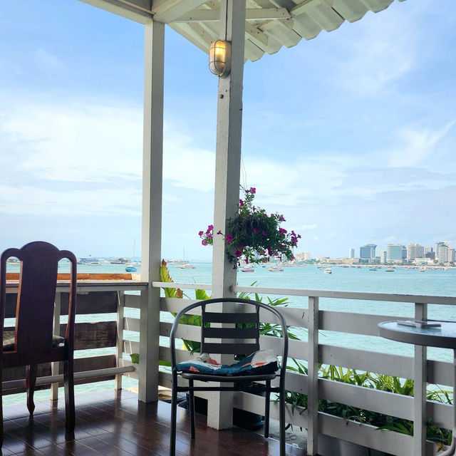 Banlay Home Cafe 