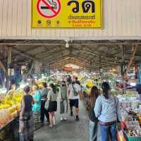 ชม ชิม ช้อป OTOP ชุมชน ที่ตลาดน้ำดอนหวาย 