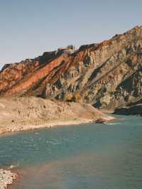 🇨🇳 Exploring the Colorful Wonders of Xinjiang Baili Danxia: A Natural Masterpiece