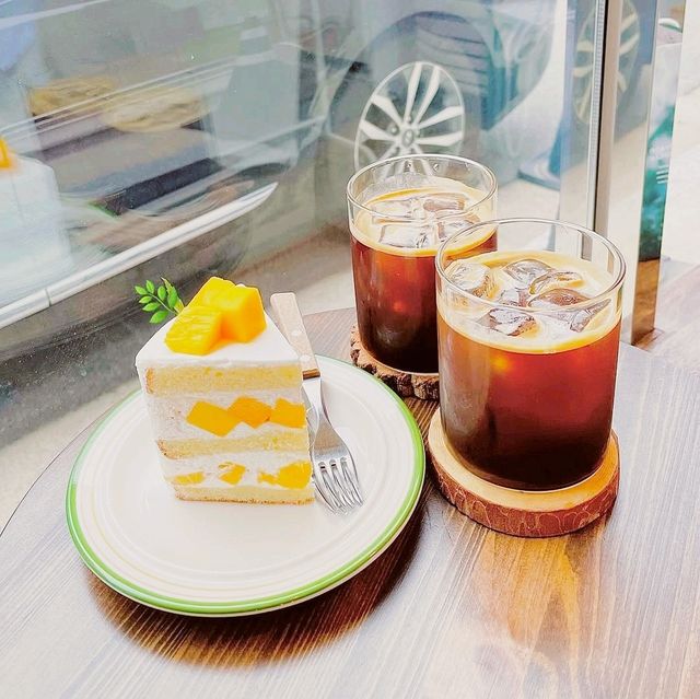 Gonggam Cafe