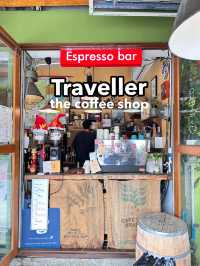 คาเฟ่ใกล้JJ "Traveller the coffee shop"