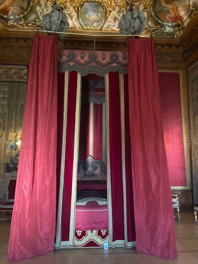 Hampton Court Palace