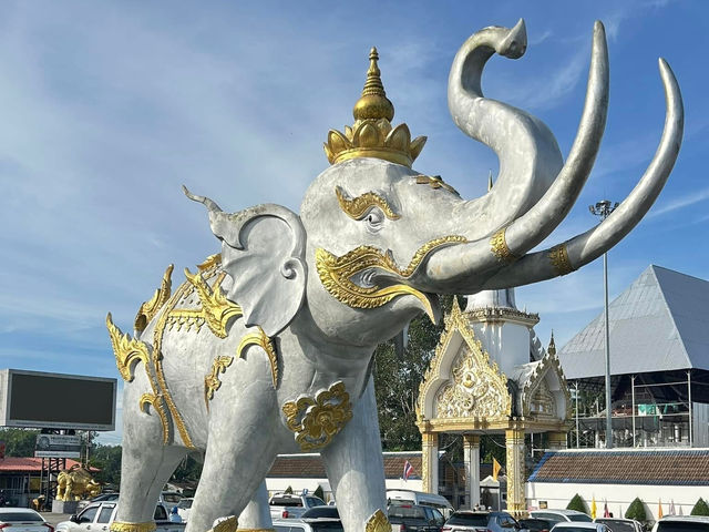 วัดธาตุน้อย พ่อท่านคล้ายวาจาสิทธิ์ วัดธาตุน้อย