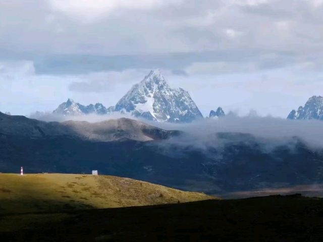 Yuzixi: A Window to the Glory of Mount Gongga