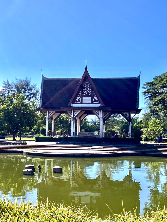 Pavillion of Reflection and Relaxation