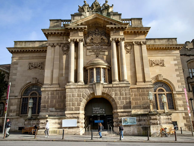 A Great Family Stop at Bristol Museum & Art Gallery 