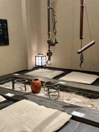 【大阪・新福島】囲炉裏で味わう四季の贅沢「灰色ロマン」