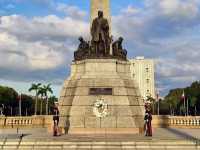 🌅 “Sunsets & Surprises: 48 Hours at Manila Bay” 🇵🇭