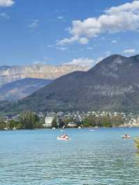 ทะเลสาบ Annecy (Lac d’Annecy) สวยเหมือนเดินบนเมฆ