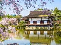 🌸 Kyoto’s Hidden Oasis: A Magical Day at Heian Shrine (& Why It’s Not Just a Tourist Spot!) 🏯✨