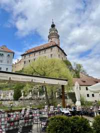 Wandering Through Český Krumlov – Cobblestones, Cafés & Fairytale Vibes