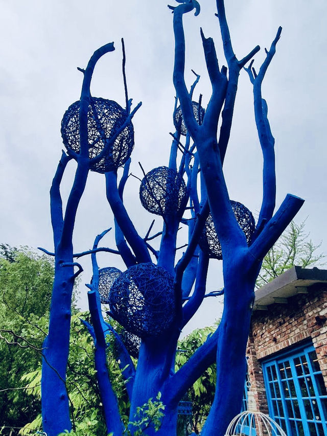 The AMI Art Museum