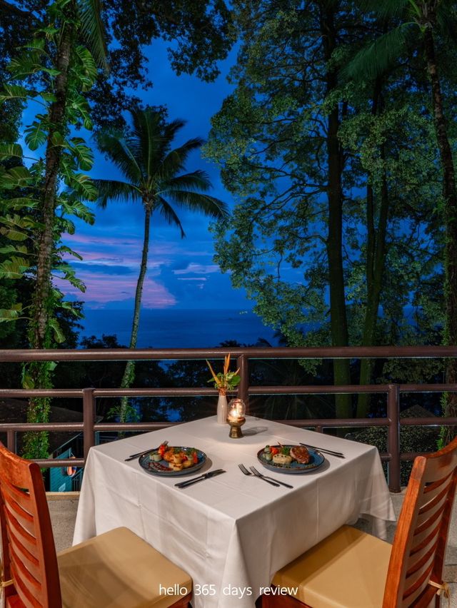The Jungle Restaurant อาหารไทยอร่อยจัดจ้าน
