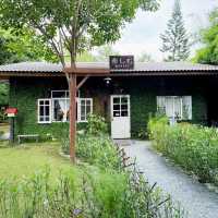 Sukito Cafe – คาเฟ่สไตล์ญี่ปุ่นในสวนร่มรื่น