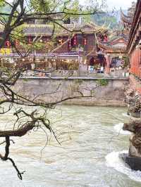 marvel of living history in Dujiangyan.